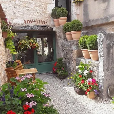 Les Charmes Du