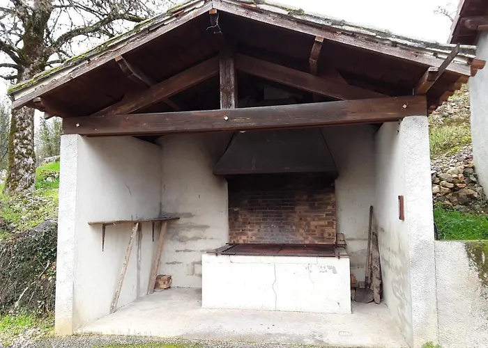 Les Charmes Du Apartment Esclauzels