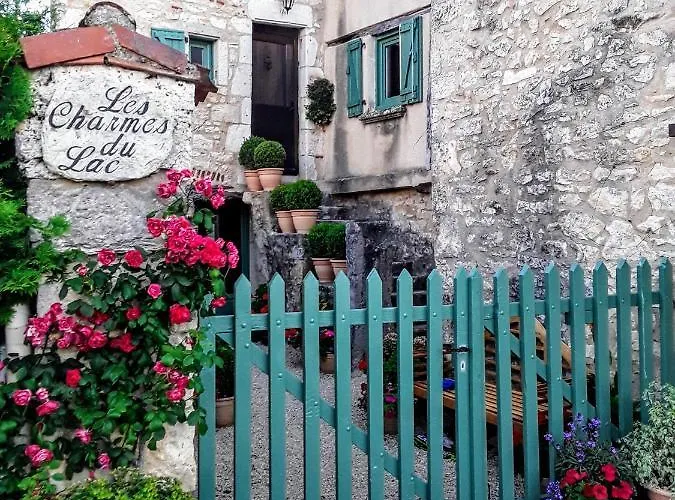 Les Charmes Du * Esclauzels