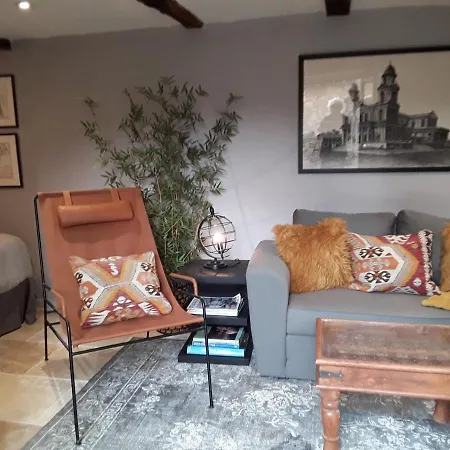 Les Charmes Du * Esclauzels