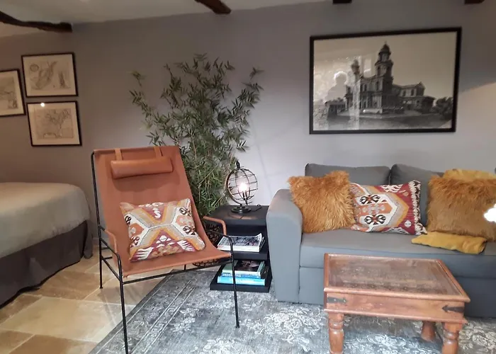 Les Charmes Du * Esclauzels